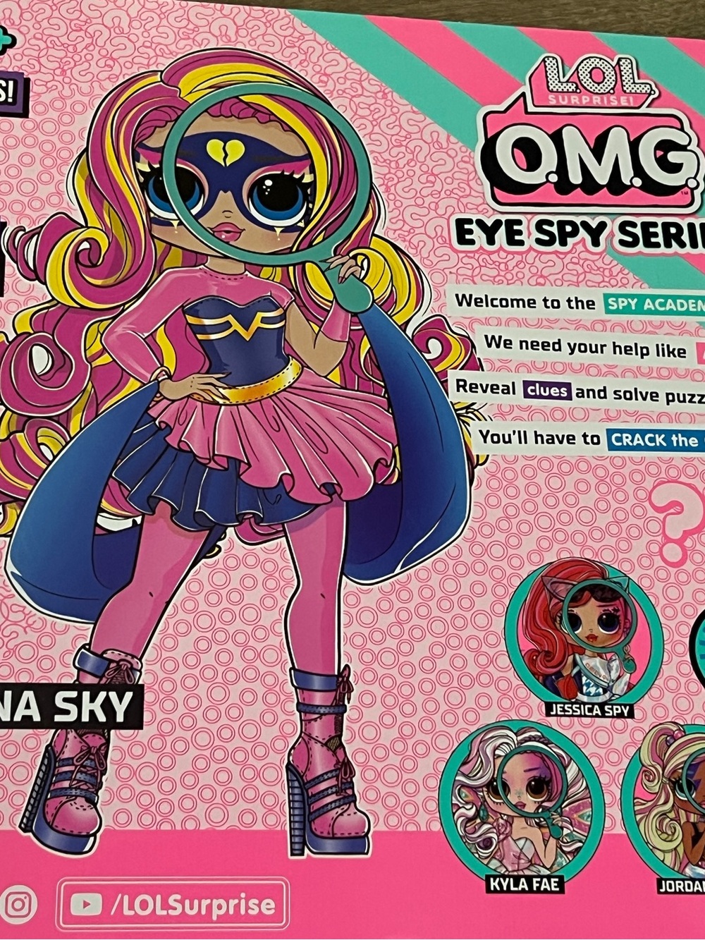 LOL SURPERISE EYE SPY SERIES SABRINA SPY DOLL OMG [Superhero] 15 SURPRISES NEW - Picture 4 of 4